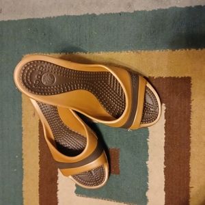 Croc wedge heel size 9